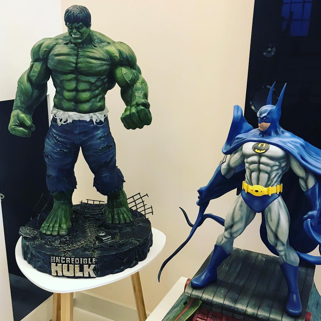 Hulk smash tiny 🦇