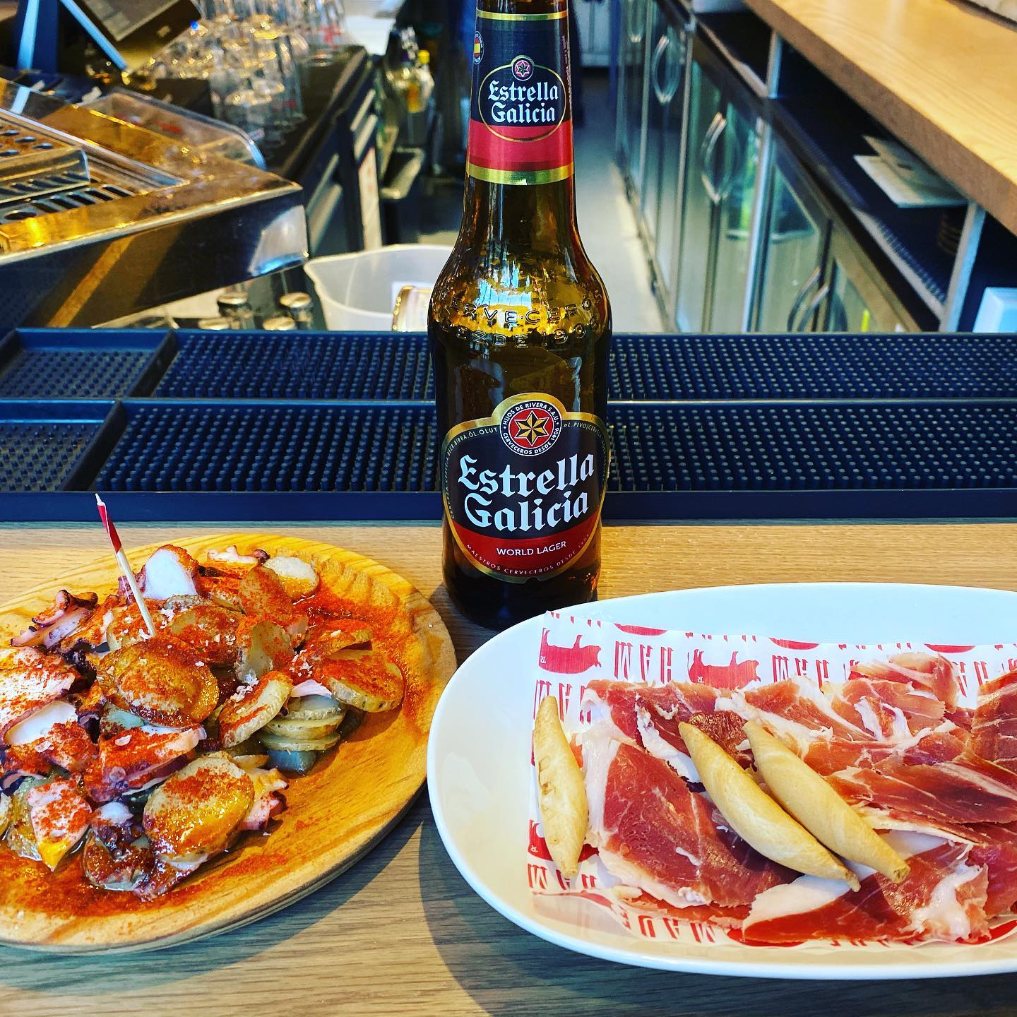 Spanish tapas for lunch !! (In London) … I just love Jamon de Belota