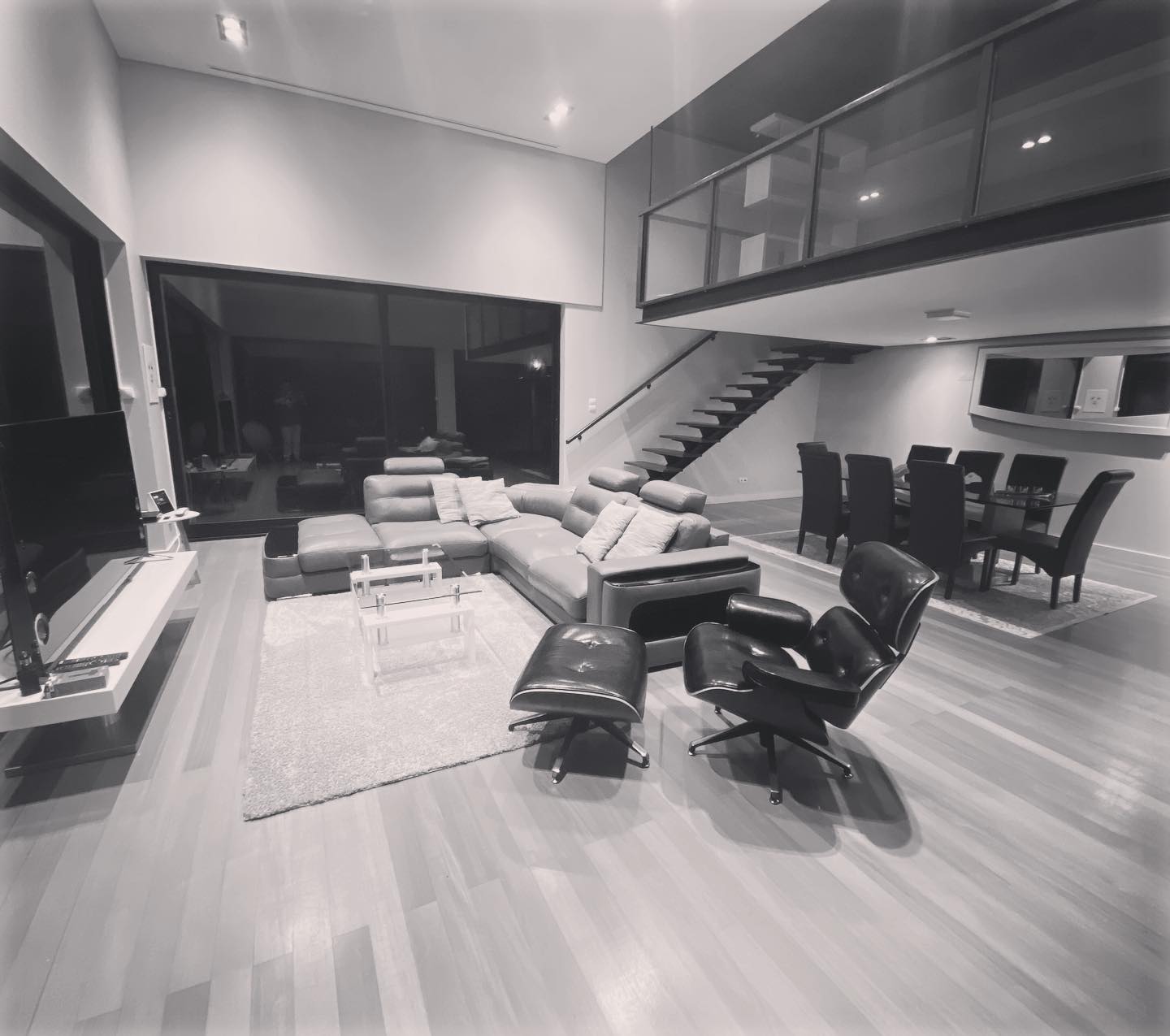 House is coming together really nice, real peaceful atmosphere