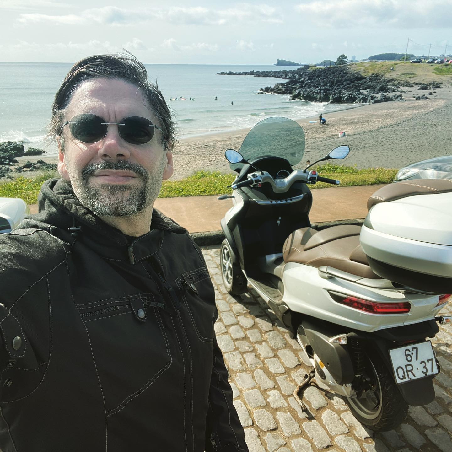 Awesome sunny 🌞 winter weather, perfect for a ride to the beach