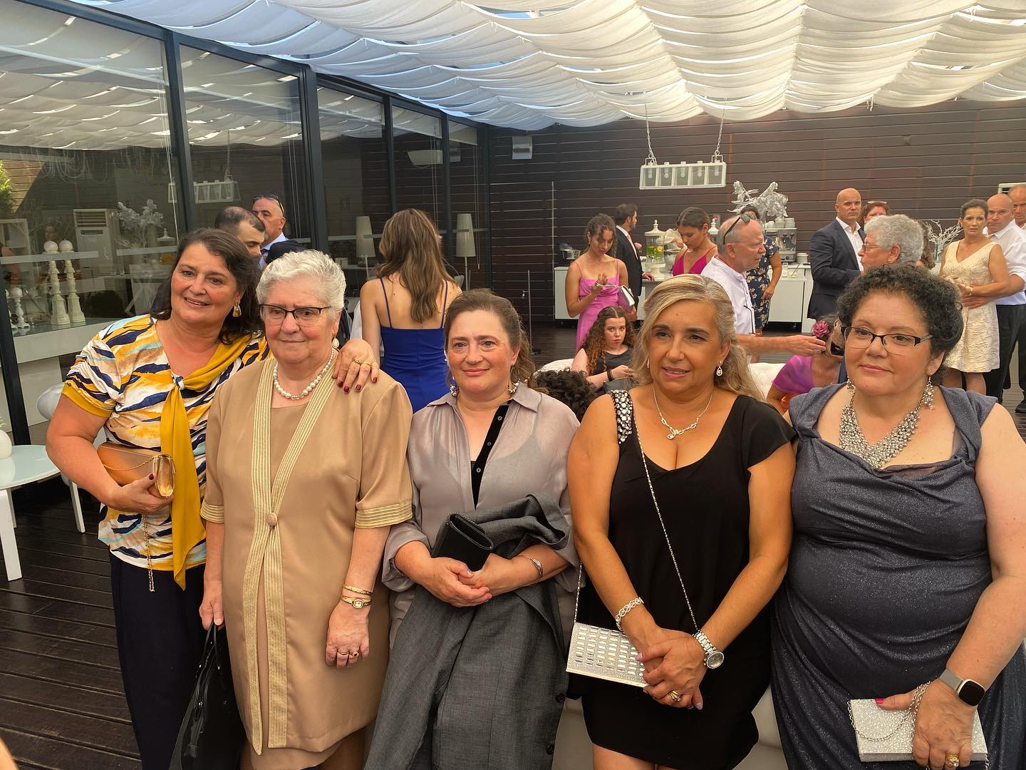 Um homem tem muitas mães na vida, e em certos pontos na minha existência, algumas destas foram mães para mim, e e claro a minha biológica ali do lado !