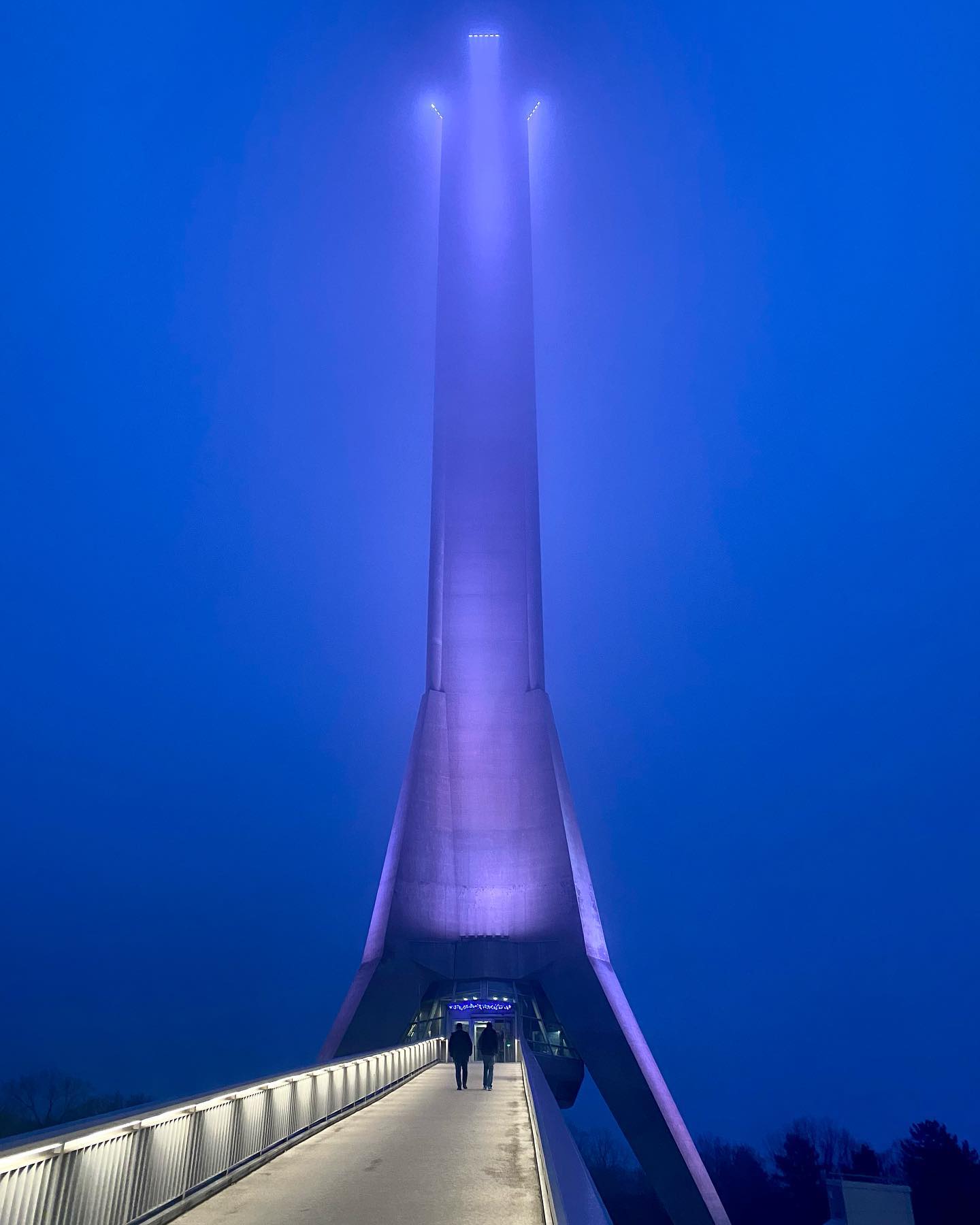 About to go up there ! One eerie day to climb up