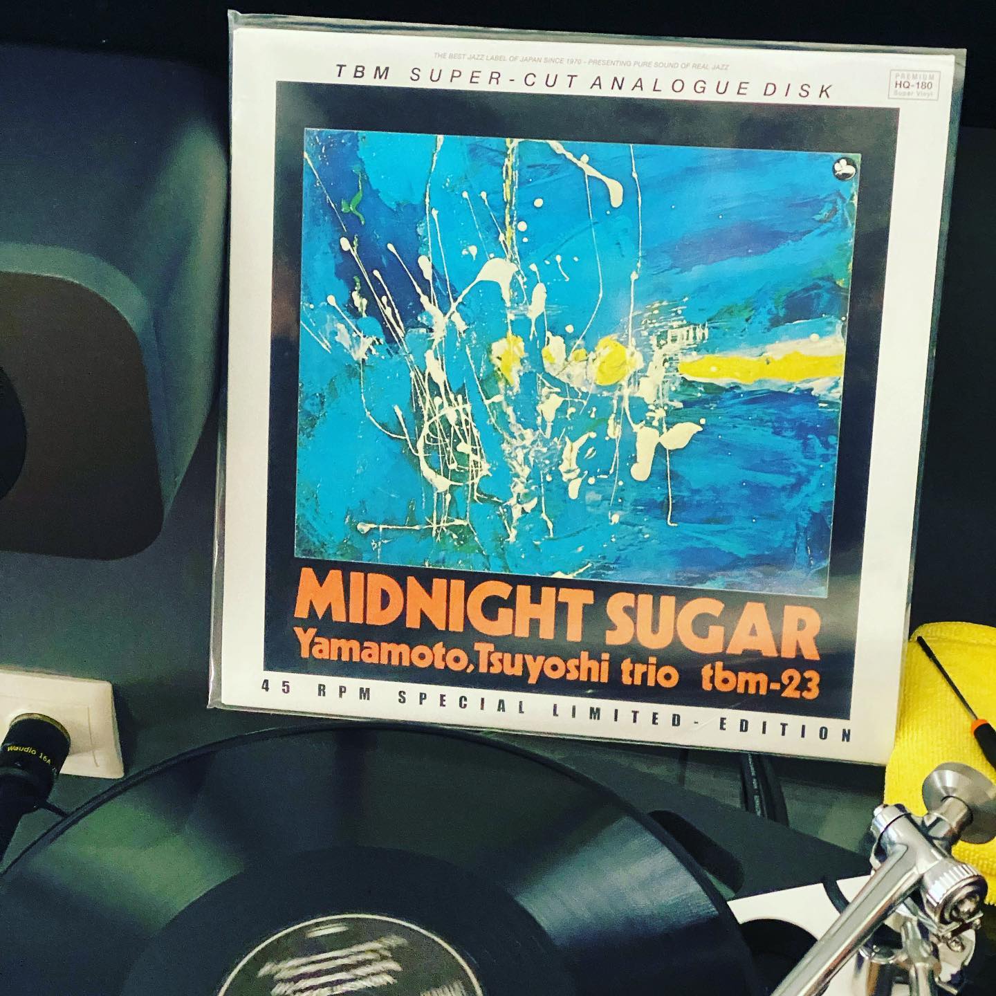 This is something special! What an amazing sound !