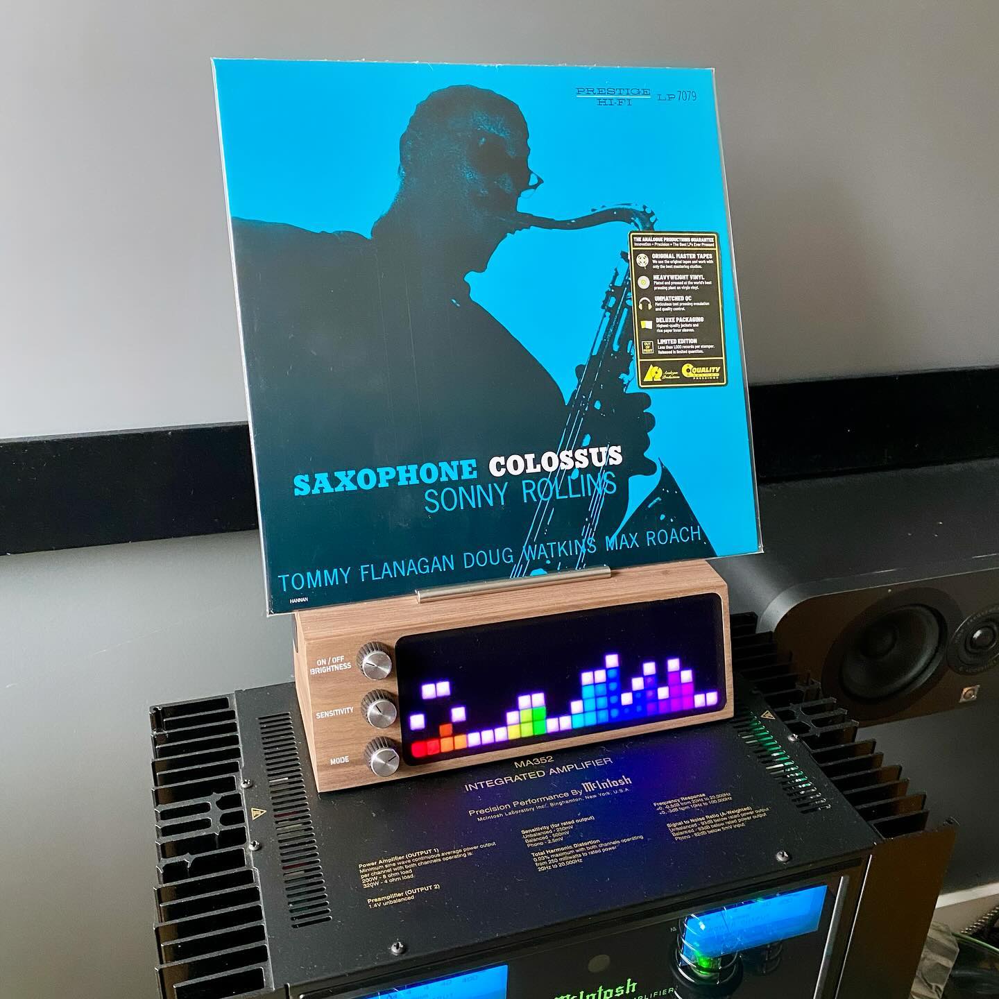 Chilling in the afternoon with some saxophone sound from Sonny #vynil