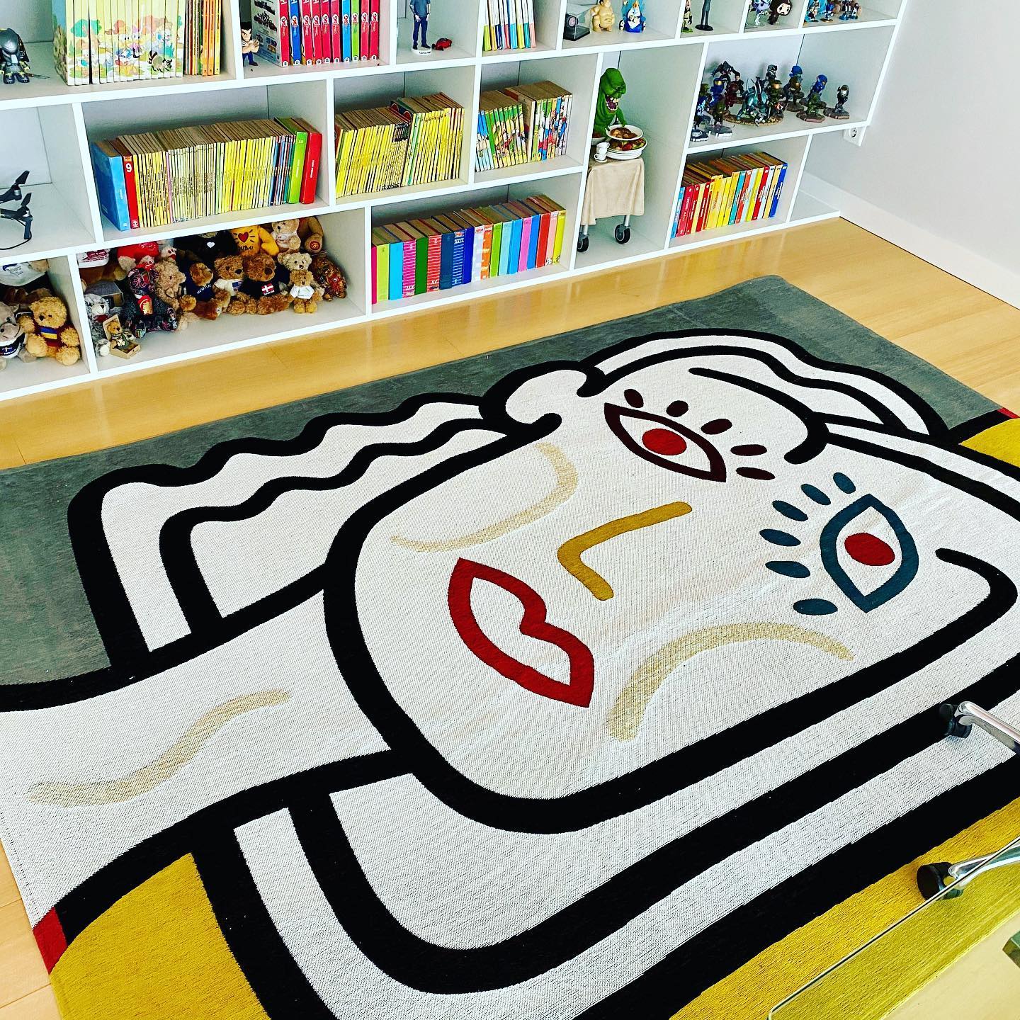 Office rug ... love it !!