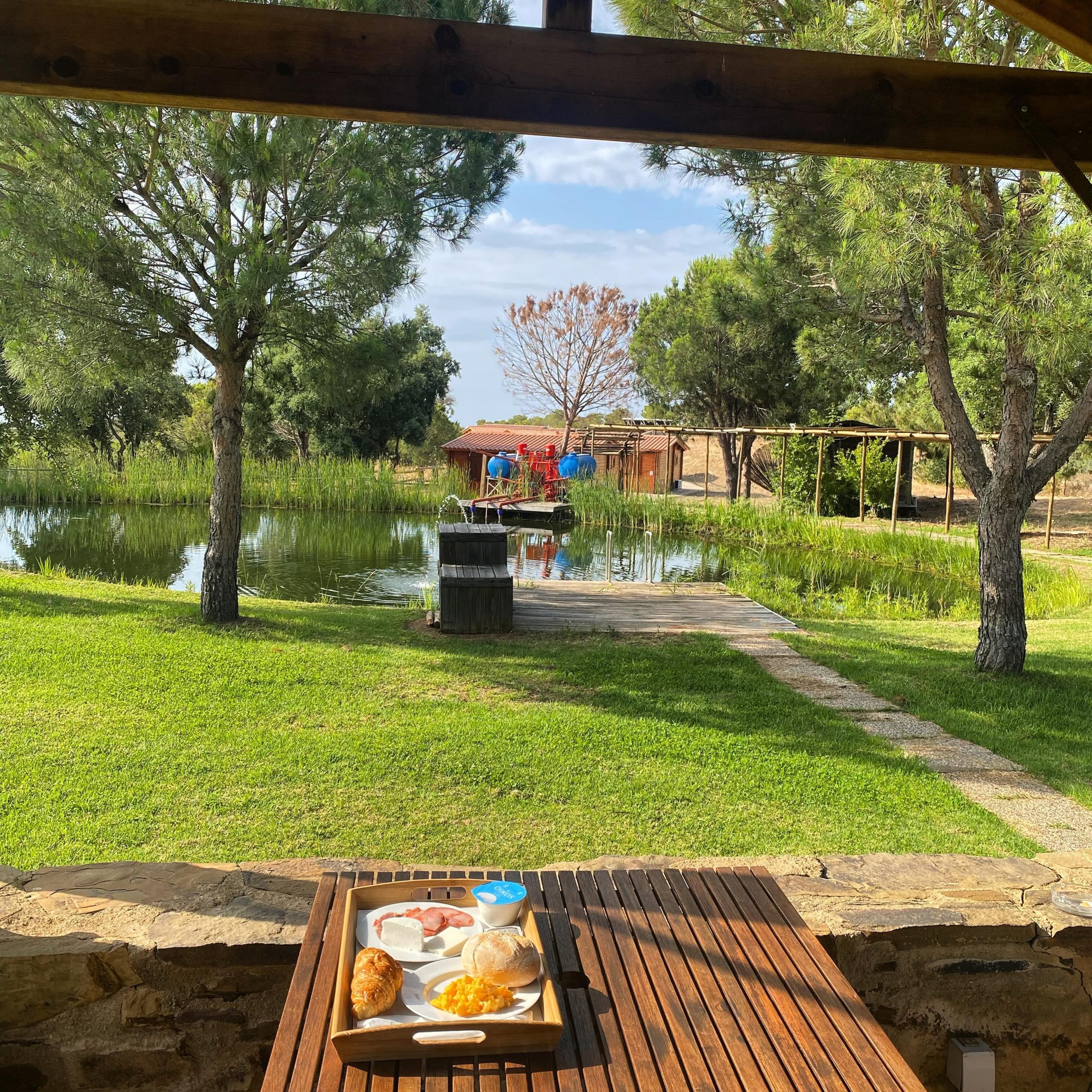 Breakfast at “Vale do Asno”