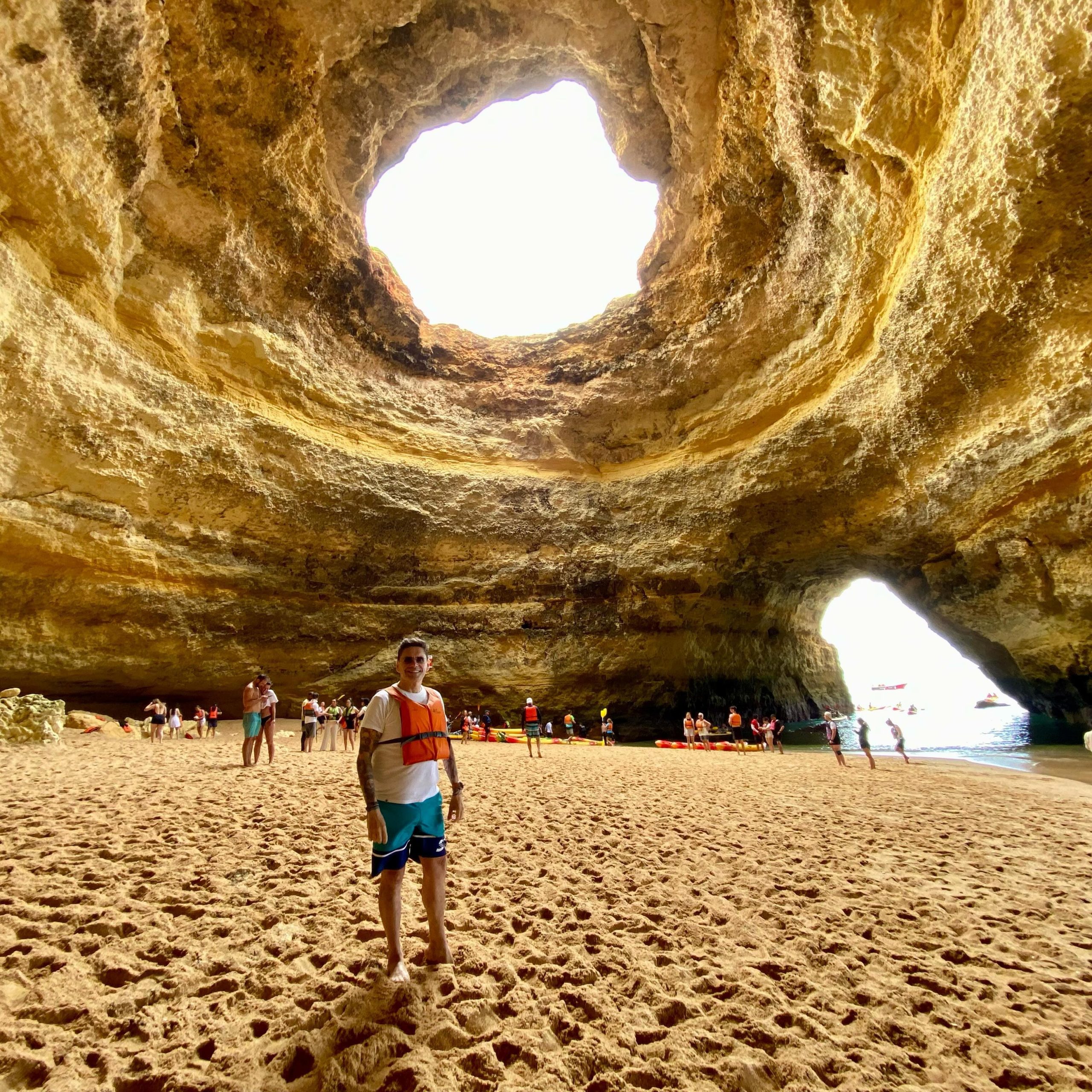 Visiting the Benagil famous cave